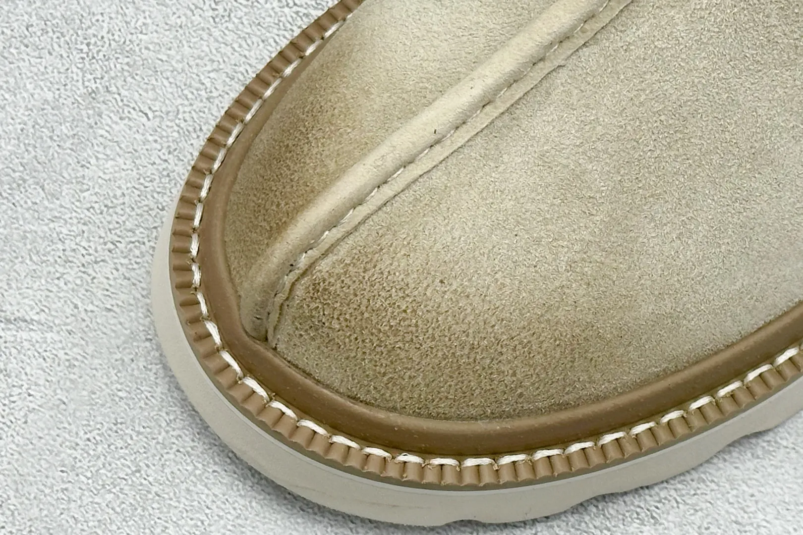 🐲💰 480 supports store UGG2025 spring new Hybird Tasman series men's shoes# The upper is made of cow split layer, the inner breathable mesh, the ugg traditional Eva light wing outsole, the coexistence of class and comfort, slip-on design, easy to put on and take off, paired with wide-leg workwear, American retro Barn style, easy to style, the style is not defined, and the matching does not have to be limited!   Item No.: 1166913 Size: 40-44